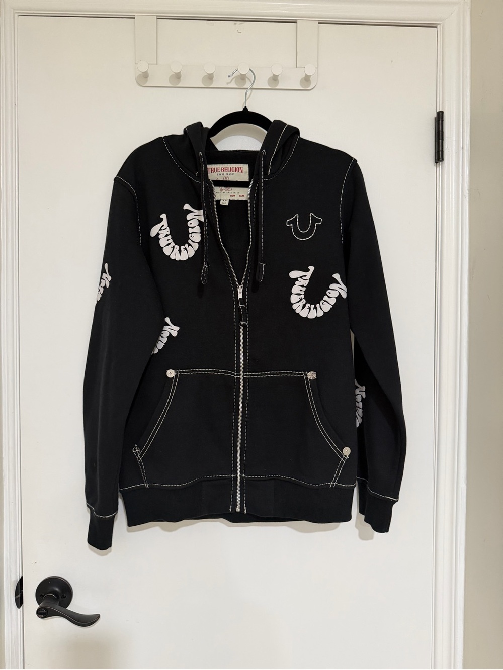 🔥🔥 True Religion Black Zip Hoodie with White Logo Accents! 🔥🔥